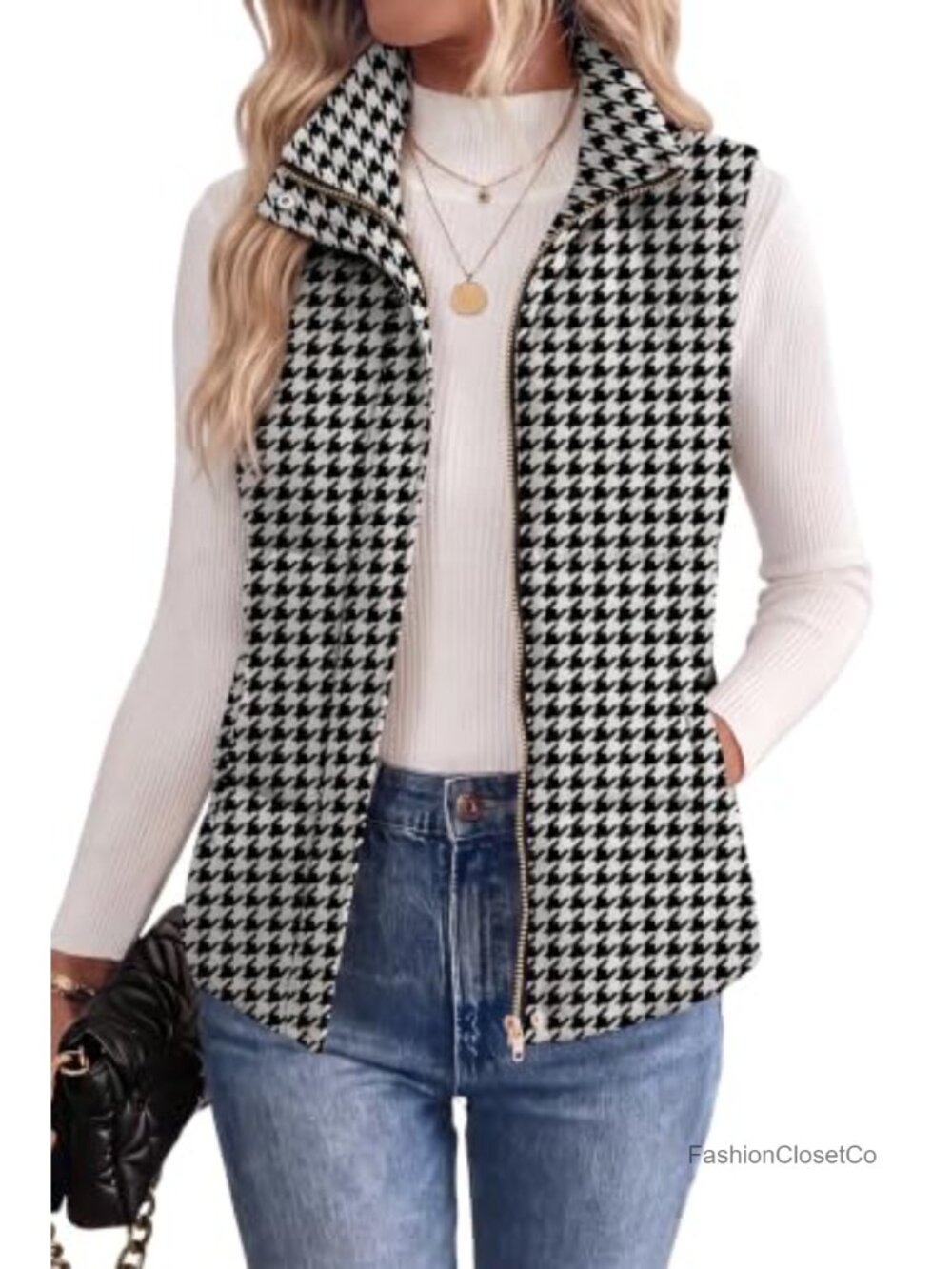 Women's Lightweight Puffer Vest Stand Collar Sleeveless Zip Up Padded Outerwear
